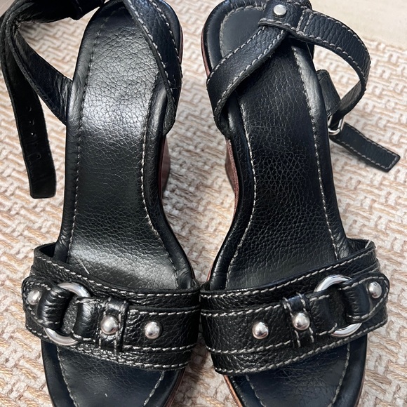 Vintage Banana Republic Sandals, Size 7, 4 inch - Picture 1 of 12